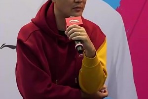 杨瀚森打3分钟就累？王仕鹏：我们当初和强队打就是三分钟的体能