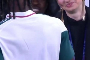 赚了1亿多！RB莱比锡女首席执行官看迪奥曼德的眼神
